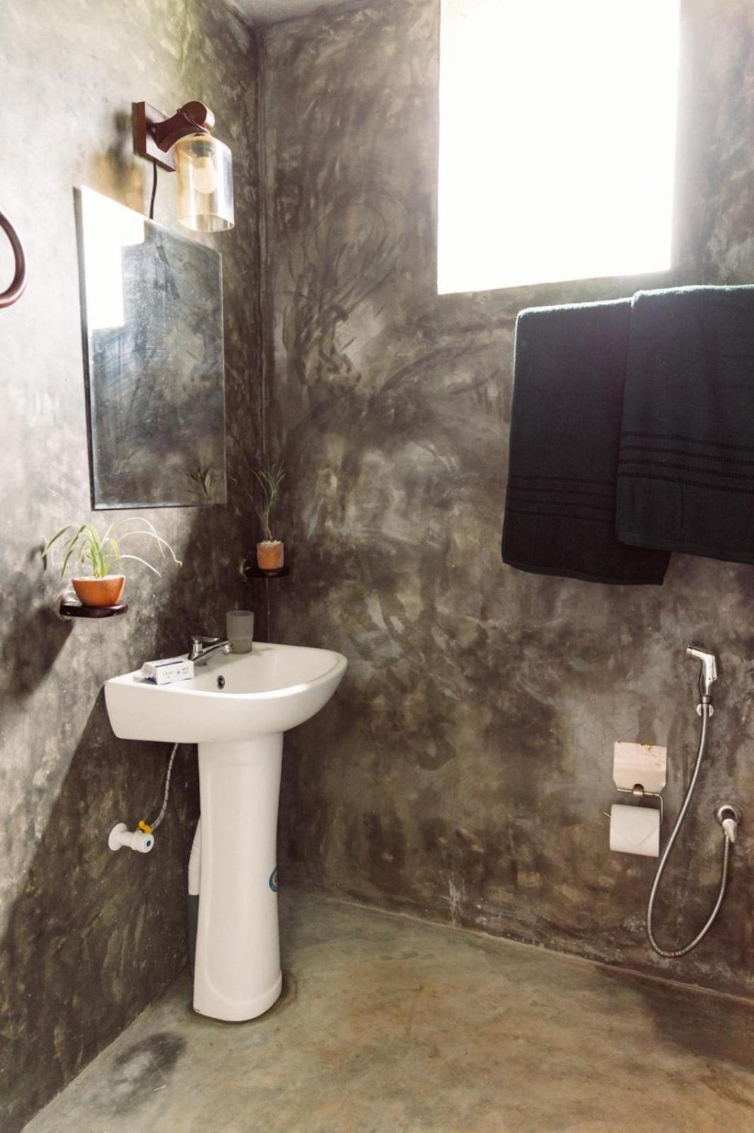 Hiriketiya Ladina Homestay Dickwella Exterior photo